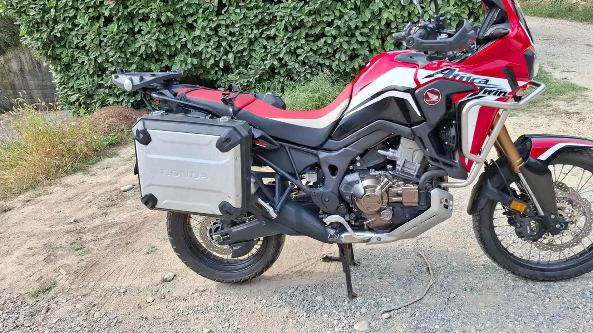 Honda Africa Twin CRF 1000L DCT (2018 - 19)  (5)