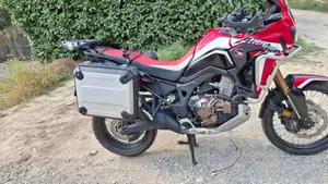 Honda Africa Twin CRF 1000L DCT (2018 - 19)  (5)