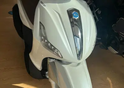 Piaggio Beverly 300 i.e. ABS-ASR (2016 - 20) - Annuncio 10122370