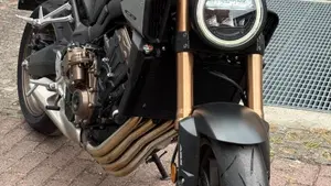 Honda CB 650 R E-Clutch (2024 - 26) 
