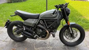 Ducati Scrambler 800 Night Shift (2021 - 22)  (5)