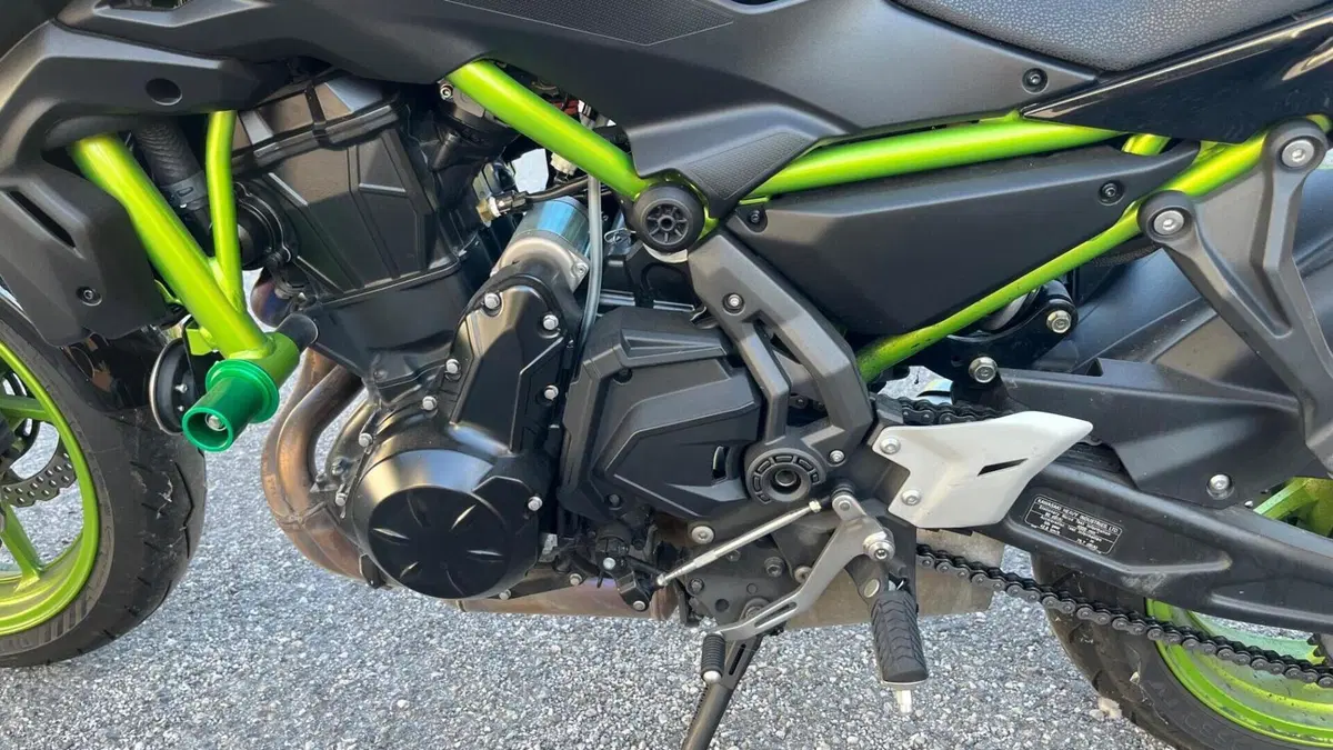 Kawasaki Z 650 (2021 - 24)  (5)