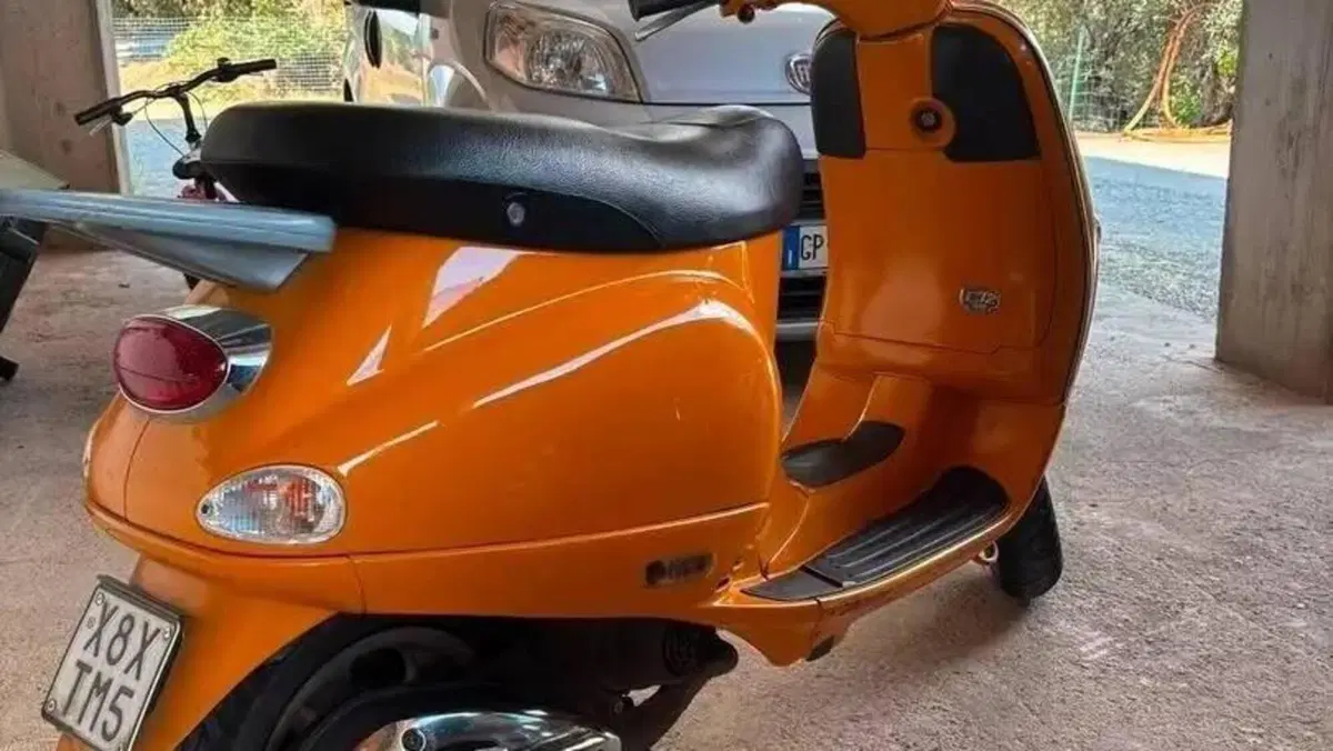 Vespa 50 ET2 (1997 - 98)  (3)