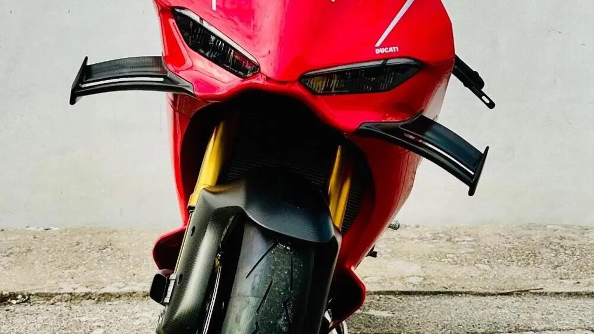 Ducati Panigale V4 R (2026)  (4)