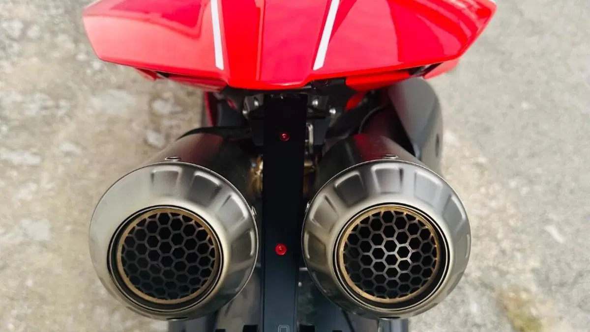 Ducati Panigale V4 R (2026)  (6)