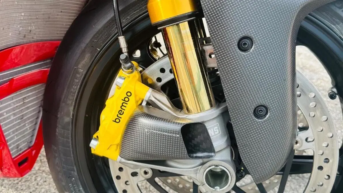 Ducati Panigale V4 R (2026)  (12)