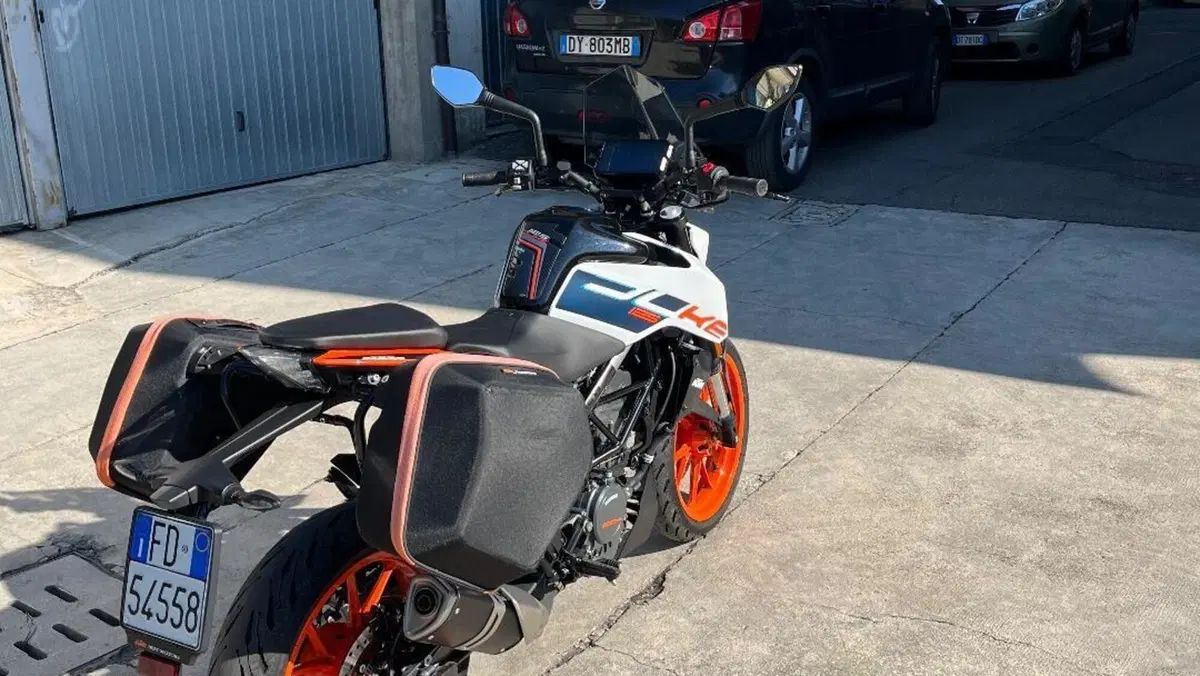 KTM 125 Duke (2021 - 23)  (2)