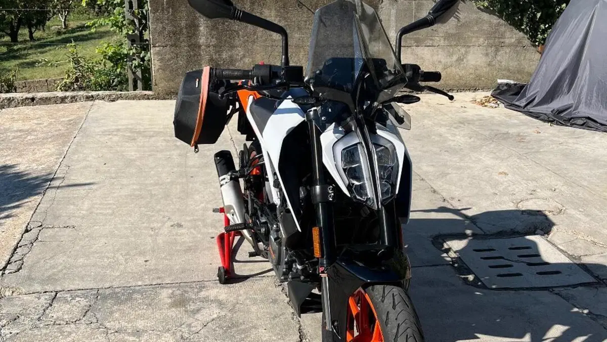KTM 125 Duke (2021 - 23)  (3)