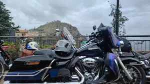 Harley-Davidson 1690 Electra Glide Ultra Limited (2010 - 13) - FLHTK  (6)