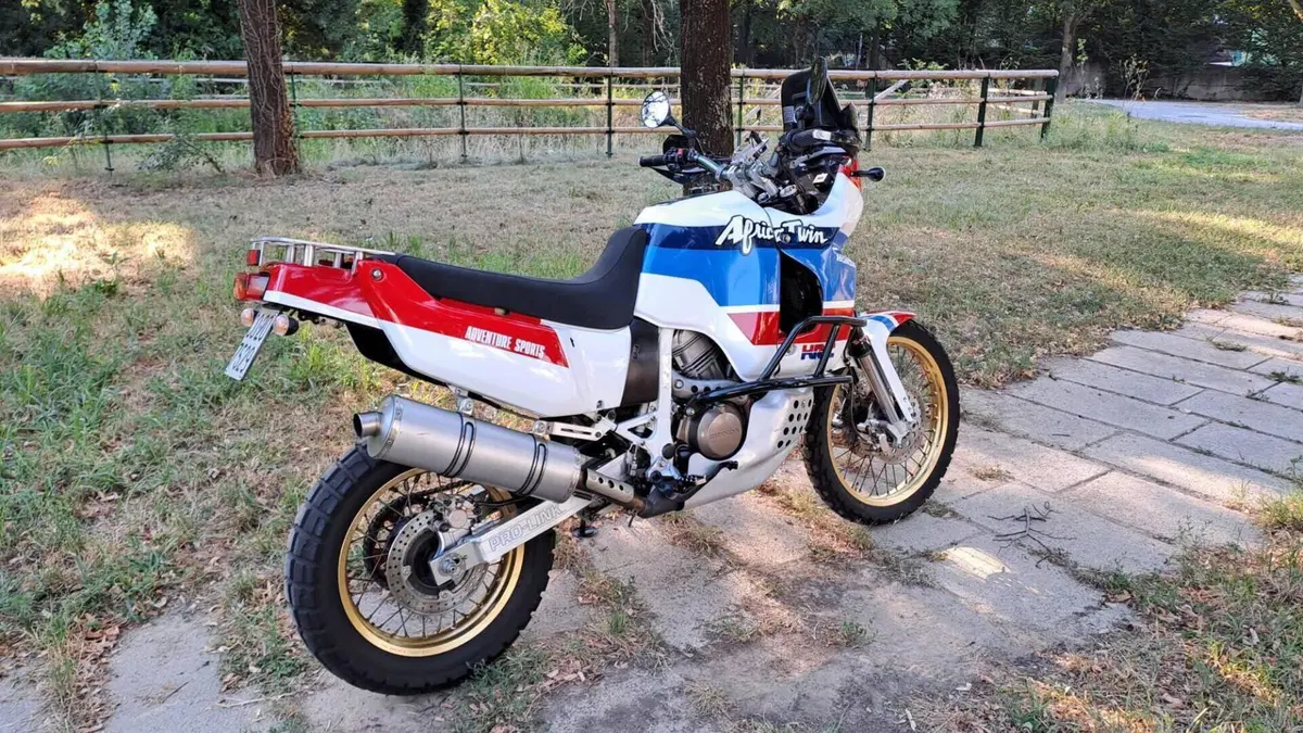 Honda Africa Twin XRV 750 (1992)  (2)