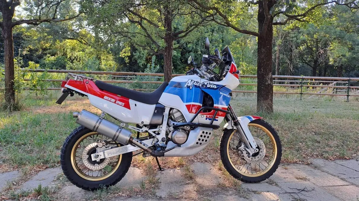 Honda Africa Twin XRV 750 (1992)  (3)