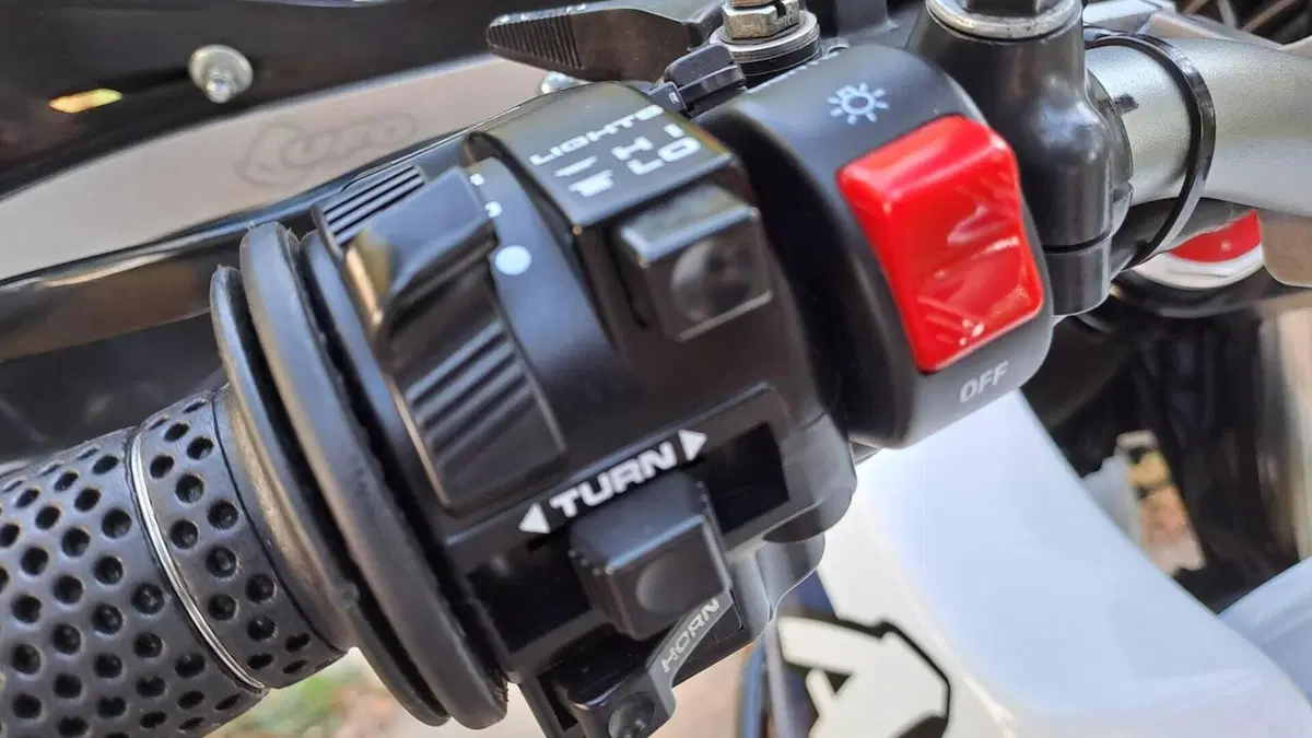 Honda Africa Twin XRV 750 (1992)  (7)