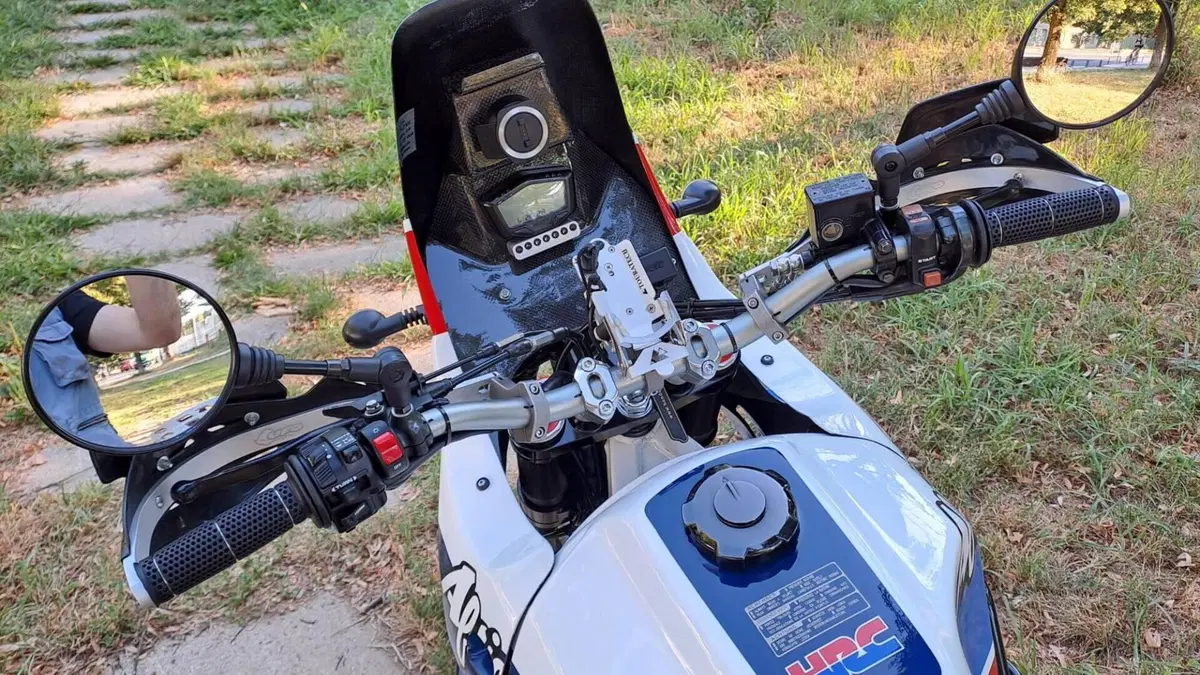 Honda Africa Twin XRV 750 (1992)  (5)