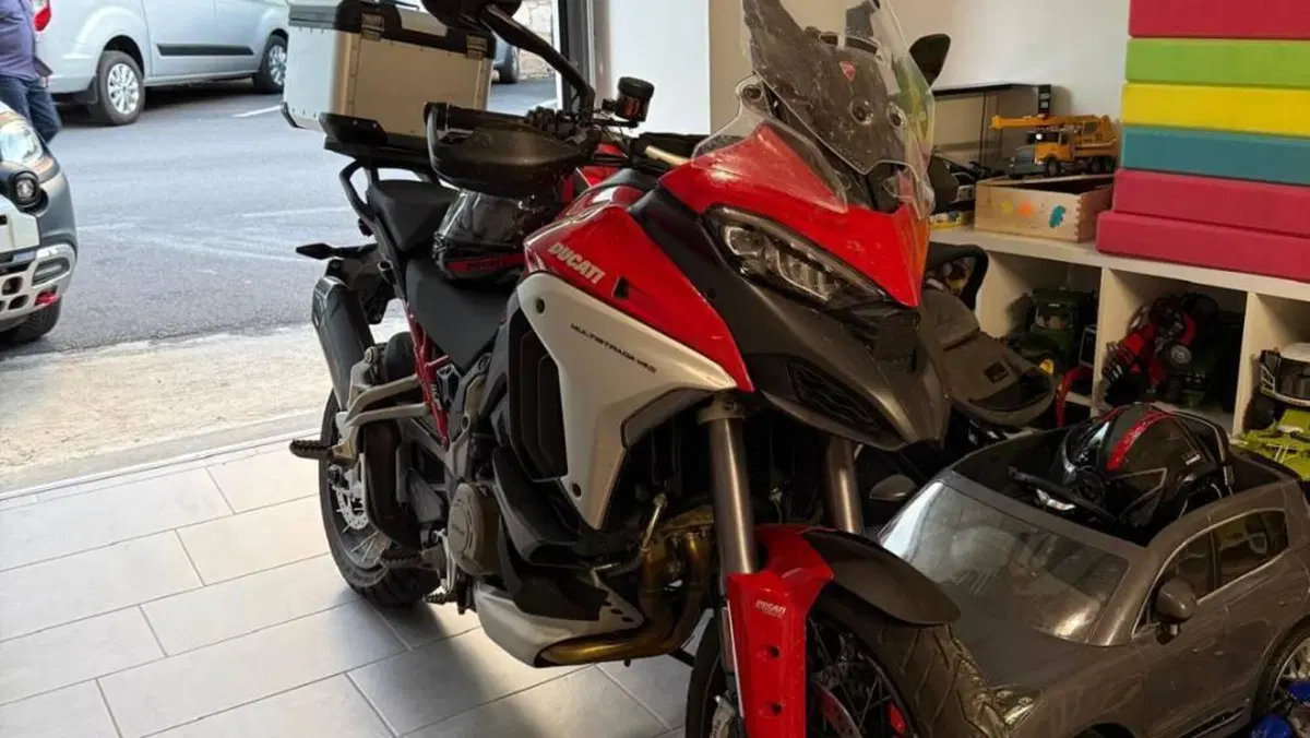 Ducati Multistrada V4 S (2021 - 24)  (2)