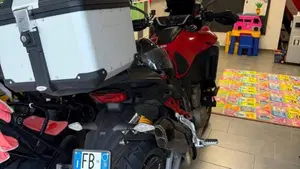 Ducati Multistrada V4 S (2021 - 24)  (8)