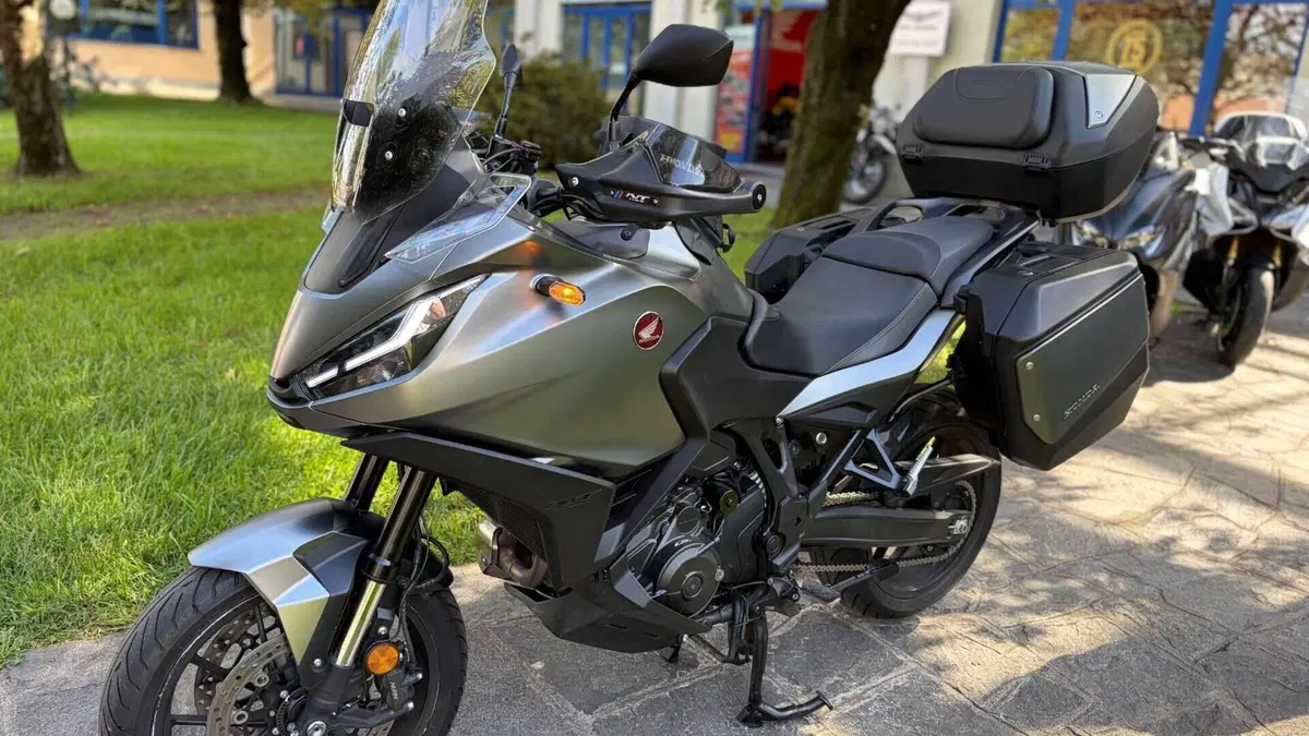 Honda NT 1100 Travel DCT (2022 - 24)  (2)