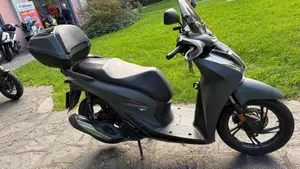 Honda SH 150i Sport (2022 - 23)  (5)