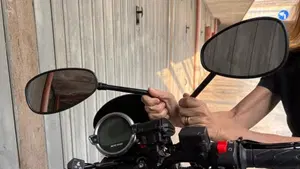 Moto Guzzi V7 Stone (2021 - 24)  (10)