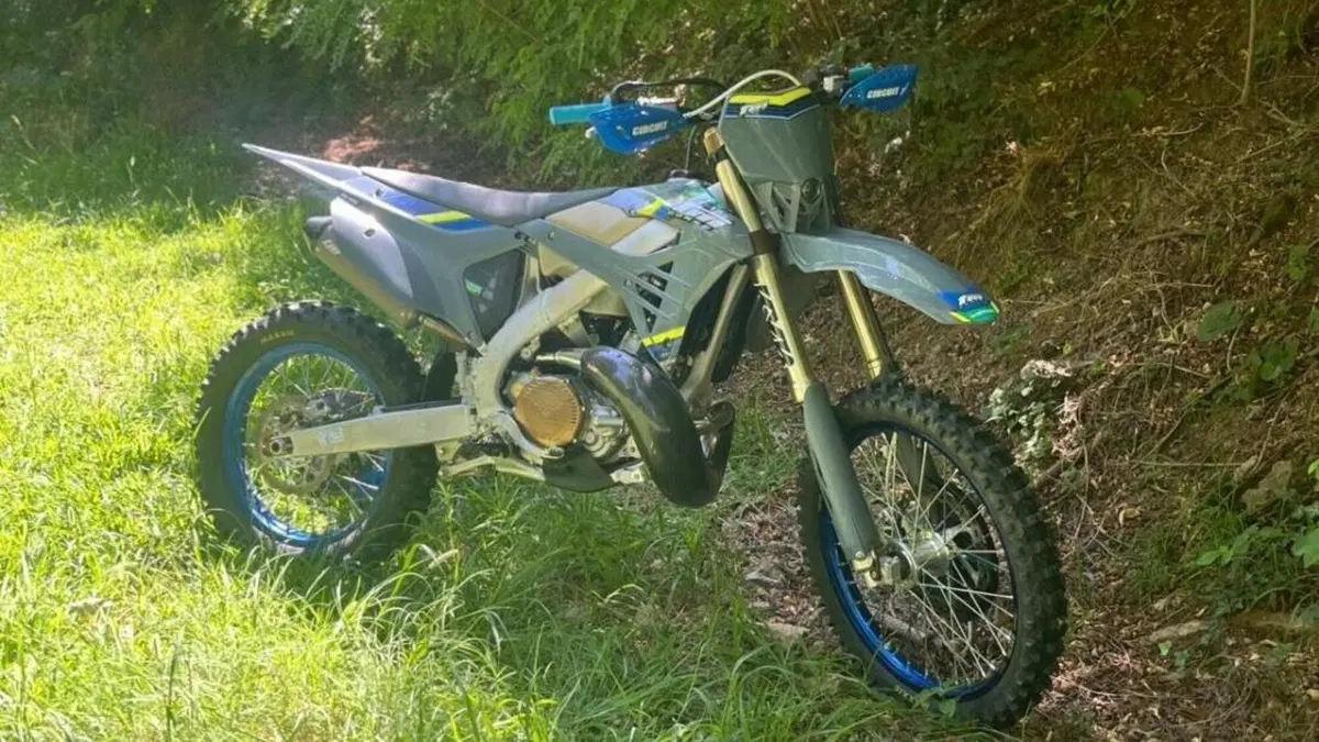 Tm Moto EN 300 Fi ES 2T TM Corse (2026)  (3)