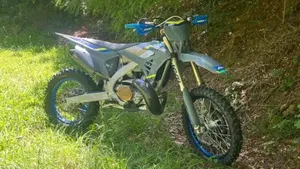 Tm Moto EN 300 Fi ES 2T TM Corse (2026)  (3)