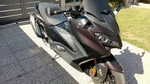 Yamaha T-Max 560 Tech Max (2022 - 24) 