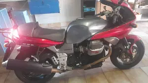 Moto Guzzi V11 Sport (1999 - 02)  (2)