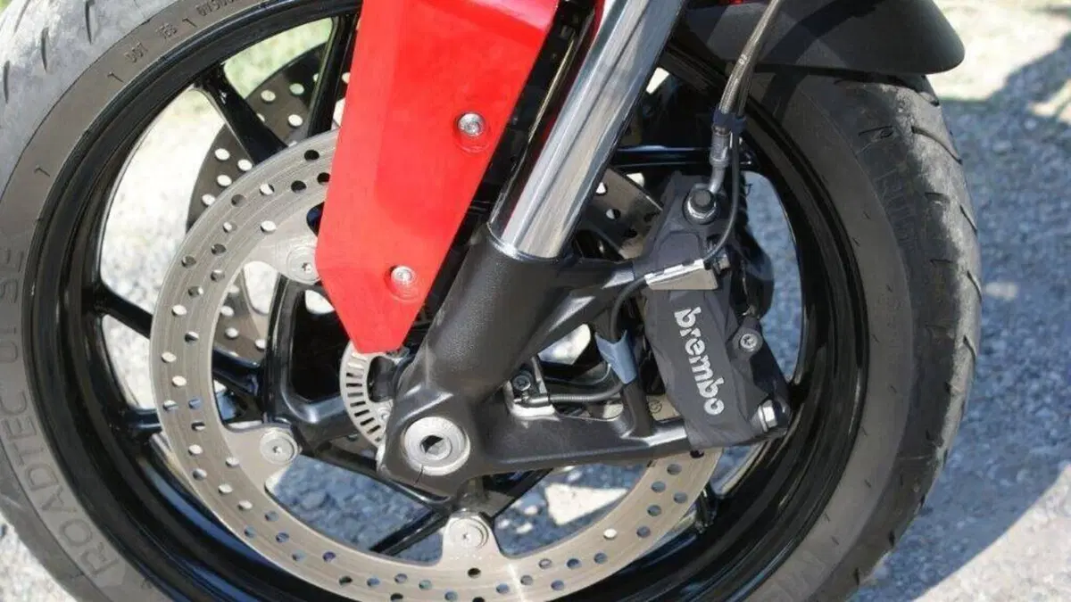 Bmw F 900 XR (2020 - 24)  (2)
