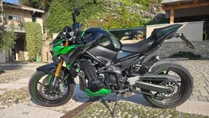 Kawasaki Z 900 RS SE (2022 - 25)  (9)