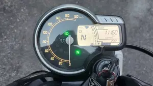 Triumph Scrambler 400 X (2024 - 26)  (4)