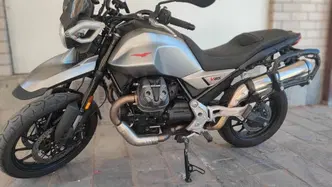 Moto Guzzi V85 Strada (2024 - 26) usata