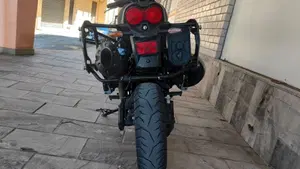 Moto Guzzi V85 Strada (2024 - 26)  (3)