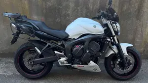 Yamaha FZ6 S2 (2007 - 11)  (4)