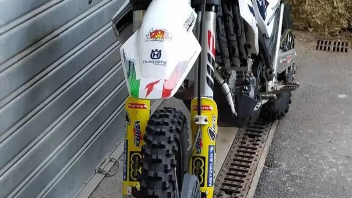 Husqvarna FE 350 (2015)  (2)