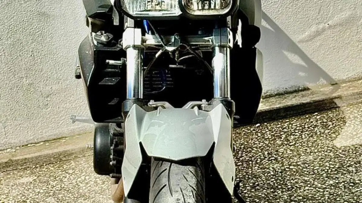 Bmw F 800 R (2009 - 11)  (3)
