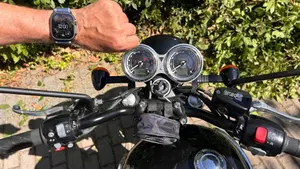 Triumph Bonneville T120 Black (2021 - 25)  (5)