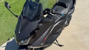 Yamaha T-Max 530 ABS (2015 - 17)  (2)