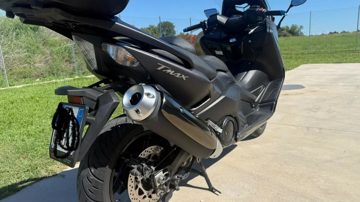 Yamaha T-Max 530 ABS (2015 - 17)  (3)