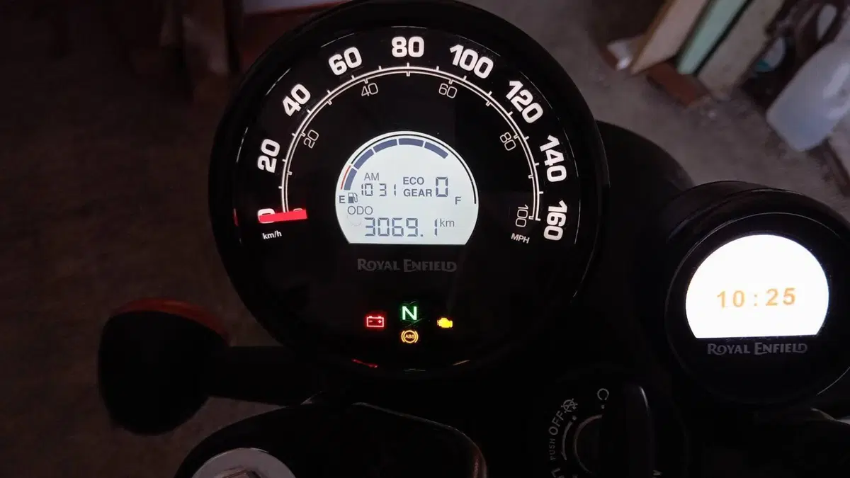 Royal Enfield HNTR 350 (2022 - 26) 