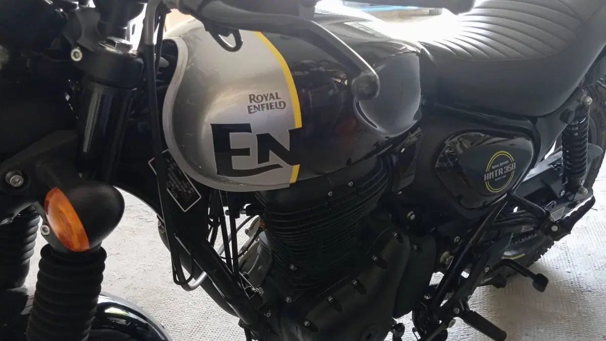 Royal Enfield HNTR 350 (2022 - 26)  (2)