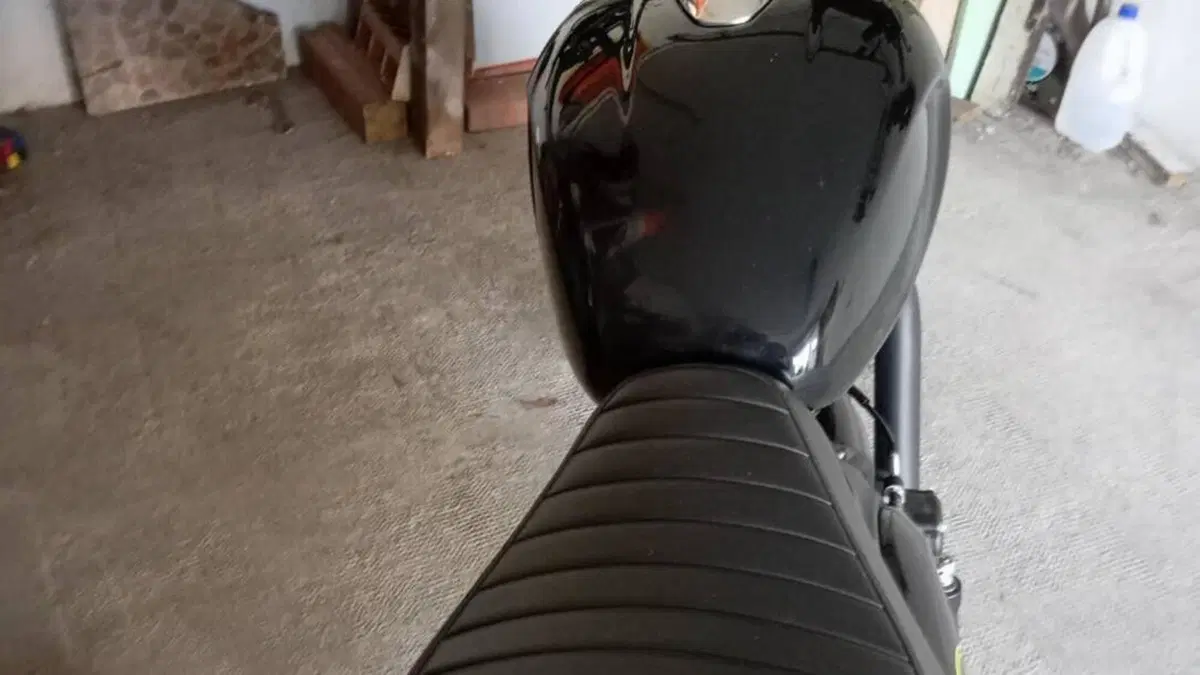 Royal Enfield HNTR 350 (2022 - 26)  (4)