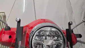 Vespa GTS 300 Super (2023 - 24)  (7)