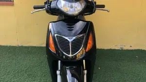 Honda SH 150 (2000 - 06)  (3)