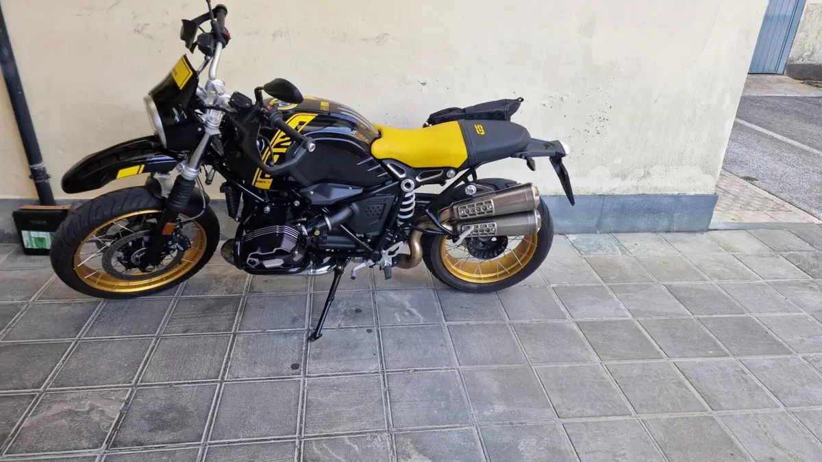 Bmw R nineT Urban GS 1200 - Edition 40 Years GS (2021)  (8)