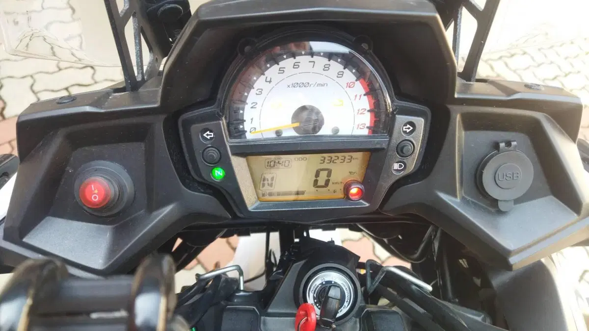Kawasaki Versys 650 (2021 - 24)  (4)