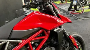 Ducati Hypermotard 950 (2022 - 25)  (7)