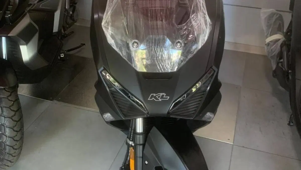 Kl Brera 125+ (2025 - 26)  (2)