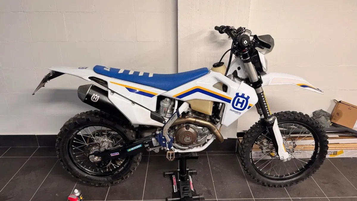 Husqvarna FE 450 Heritage (2023) 