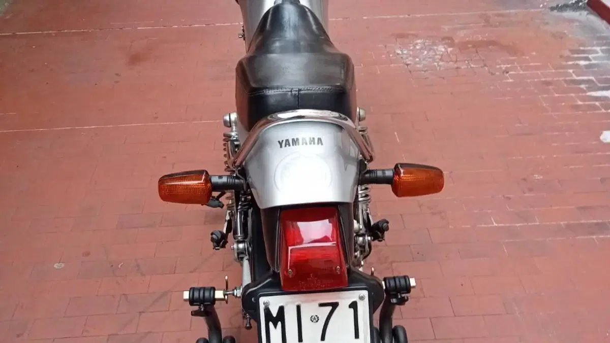 Yamaha   (2)