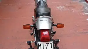 Yamaha   (2)