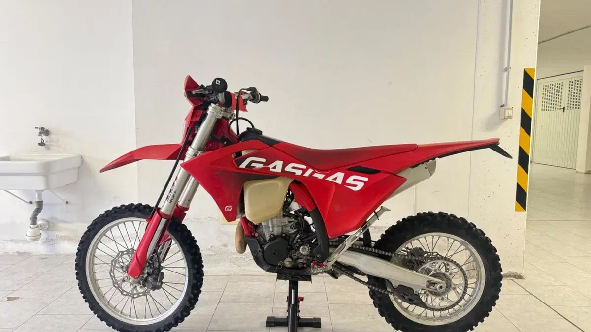 GASGAS EC 450 F (2025)  (3)